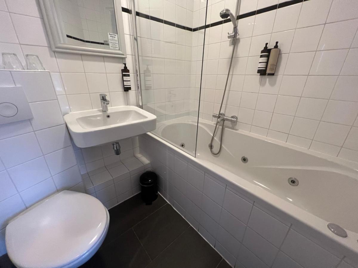 Hotel Breeburg Берген Экстерьер фото